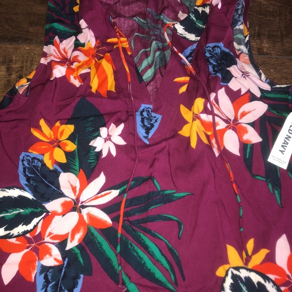 XS V Neck Raspberry Tropical Dress - Picture 2 of 4